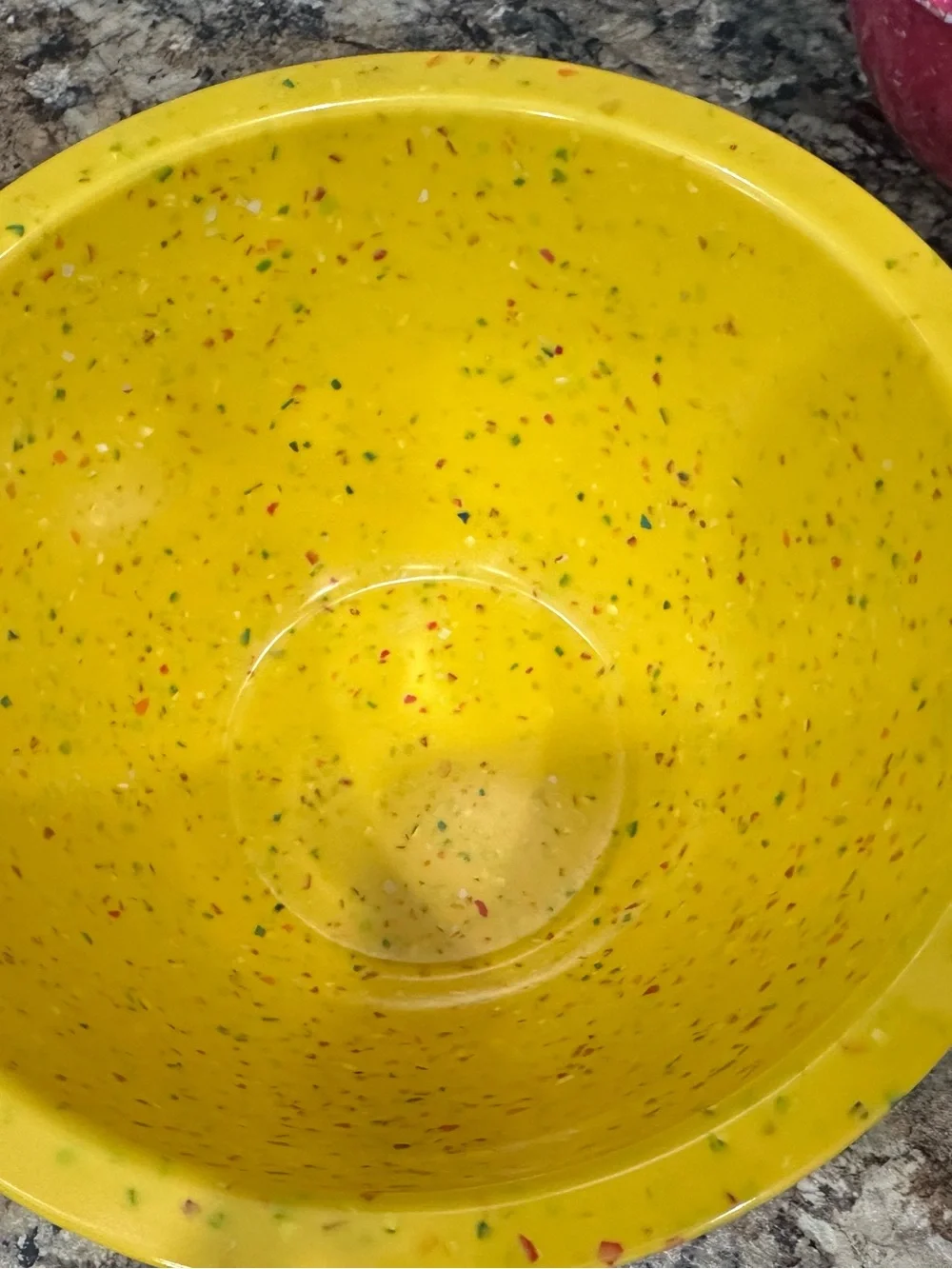 Pre-Owned: Zak! Melamine Confetti Nesting Mixing Bowls - Green, Yellow, Pink